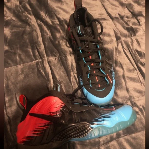 Nike Foamposite Spider-Man Size 12 New Size 12 - Nike Air Foamposite Pro Spider-Man condition 9.5  main image 2